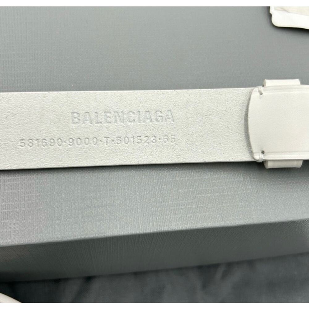 Women's Balenciaga BB white leather belt size 65 cm/26 inches made in Italy - Picture 7 of 7